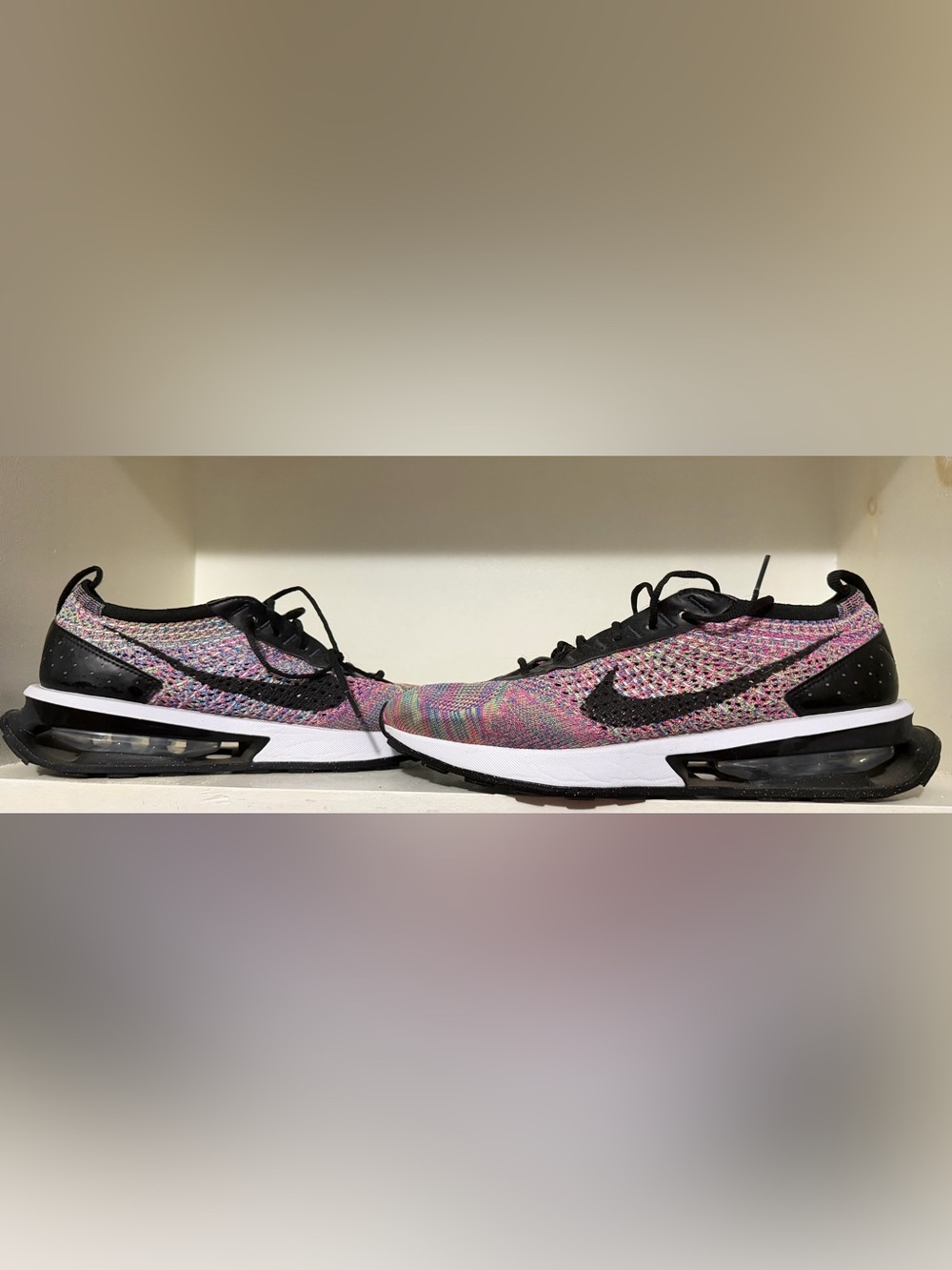 Nike Black Tongue Label Running Shoes